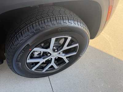 2025 Jeep Grand Cherokee L, $47990. Photo 6