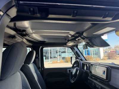 2026 Jeep Gladiator, $49305. Photo 10