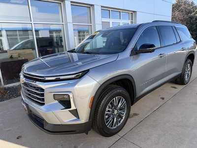 2026 Chevrolet Traverse, $47345. Photo 2