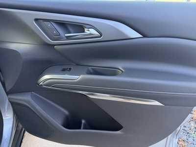 2026 Chevrolet Traverse, $47345. Photo 7