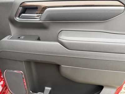 2026 Chevrolet 1500 Crew Cab, $68190. Photo 12