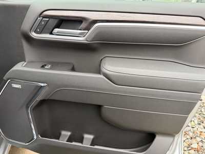 2026 Chevrolet 1500 Crew Cab, $62935. Photo 8