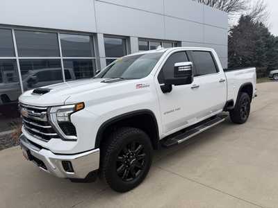 2024 Chevrolet 2500 Crew Cab, $65999. Photo 2