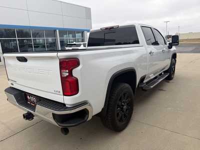 2024 Chevrolet 2500 Crew Cab, $65999. Photo 5