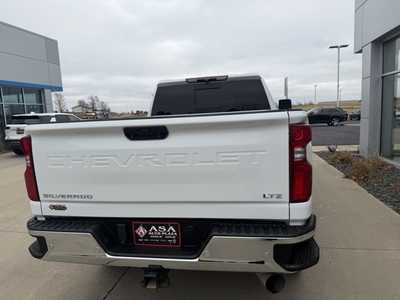 2024 Chevrolet 2500 Crew Cab, $65999. Photo 8