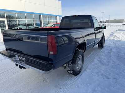 1995 Chevrolet 2500 Reg Cab, $12900. Photo 5