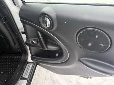 2015 MINI Cooper Countryman, $10745. Photo 12