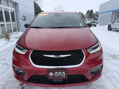 2026 Chrysler Pacifica, $46910. Photo 3