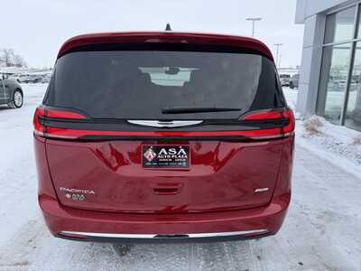 2026 Chrysler Pacifica, $46910. Photo 8
