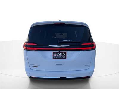 2026 Chrysler Pacifica, $46640. Photo 5