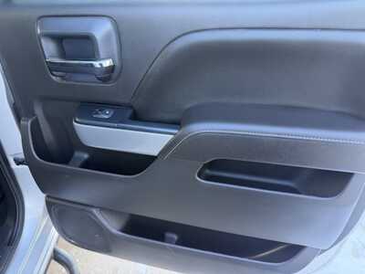 2018 Chevrolet 1500 Crew Cab, $25750. Photo 11