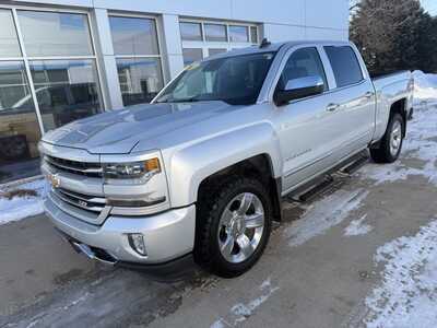 2018 Chevrolet 1500 Crew Cab, $25750. Photo 2