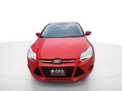 2014 Ford Focus, $7190. Photo 2