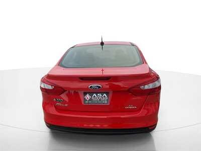 2014 Ford Focus, $7190. Photo 5