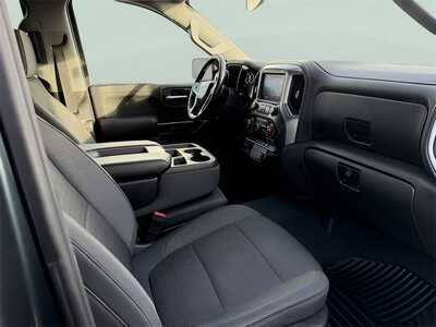 2019 Chevrolet 1500 Crew Cab, $25572. Photo 10