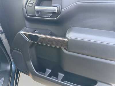 2019 Chevrolet 1500 Crew Cab, $25572. Photo 8