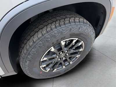 2026 Chevrolet Traverse, $54244. Photo 8