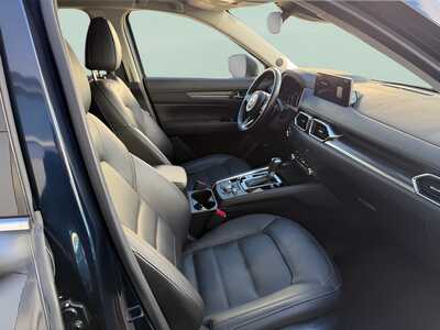 2022 Mazda CX-5, $24236. Photo 10