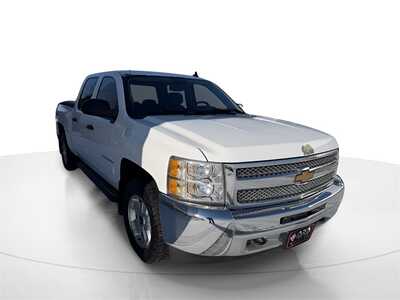 2013 Chevrolet 1500 Crew Cab, $11500. Photo 3