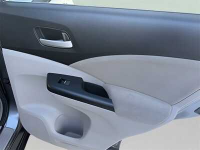 2013 Honda CR-V, $10646. Photo 11