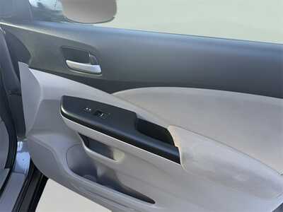 2013 Honda CR-V, $10646. Photo 9