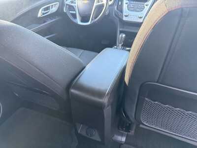 2016 Chevrolet Equinox, $11998. Photo 10