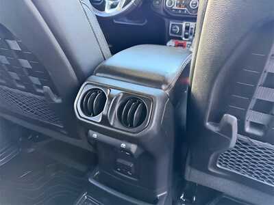 2019 Jeep Wrangler Unlimited, $28751. Photo 11