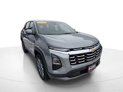 2026 Chevrolet Equinox, $35144. Photo 3