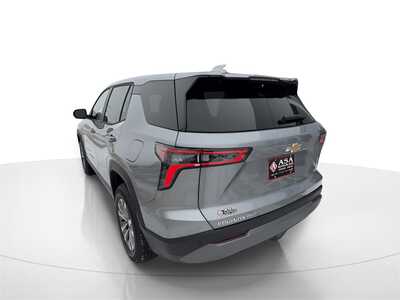 2026 Chevrolet Equinox, $35144. Photo 6