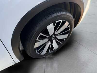 2025 Mitsubishi Outlander, $33959. Photo 8