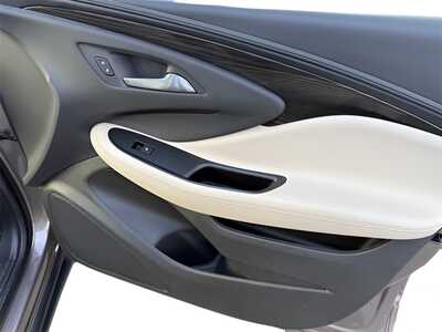 2019 Buick Envision, $23300. Photo 8