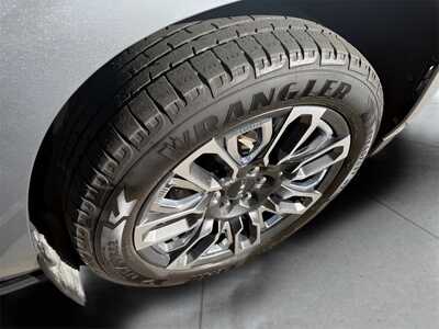 2023 GMC Yukon, $67550. Photo 9