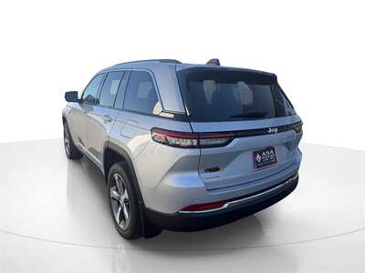 2024 Jeep Grand Cherokee, $34427. Photo 6