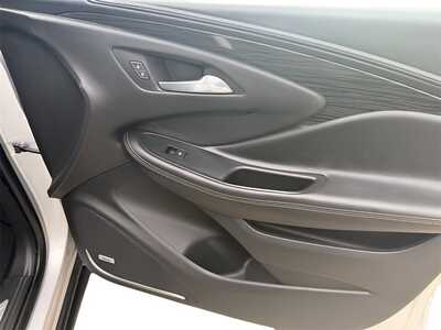 2017 Buick Envision, $14950. Photo 11