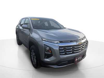 2026 Chevrolet Equinox, $31740. Photo 3