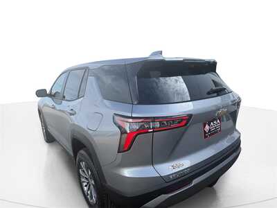 2026 Chevrolet Equinox, $31740. Photo 6