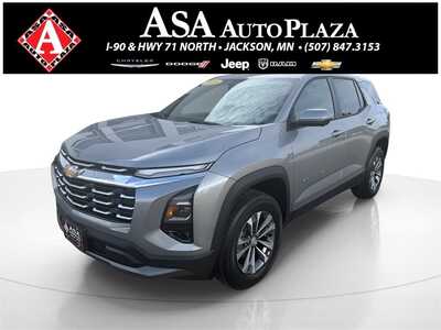 2026 Chevrolet Equinox, $31740. Photo 1