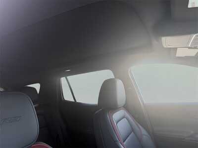 2026 Chevrolet Equinox, $41035. Photo 9