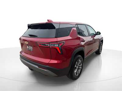 2026 Chevrolet Equinox, $35340. Photo 5