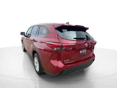 2020 Toyota Highlander, $25773. Photo 6