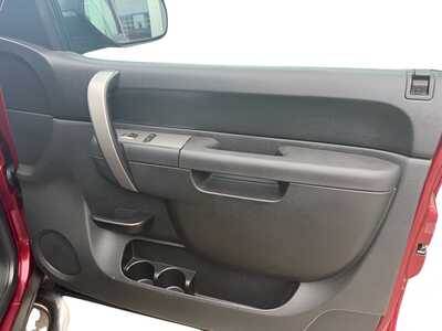 2013 Chevrolet 1500 Ext Cab, $17999. Photo 12