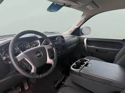 2013 Chevrolet 1500 Crew Cab, $0. Photo 10