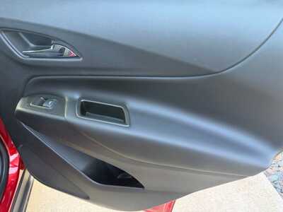 2023 Chevrolet Equinox, $24999. Photo 9