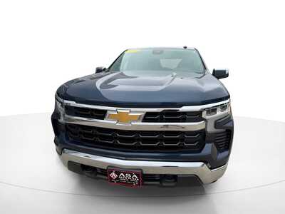 2022 Chevrolet 1500 Crew Cab, $33999. Photo 2