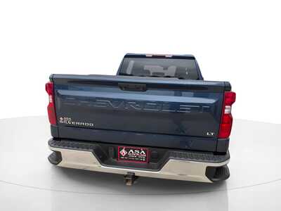 2022 Chevrolet 1500 Crew Cab, $33999. Photo 5