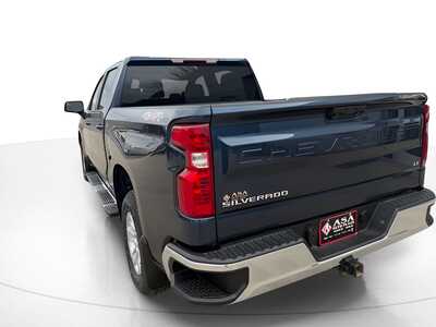 2022 Chevrolet 1500 Crew Cab, $33999. Photo 6
