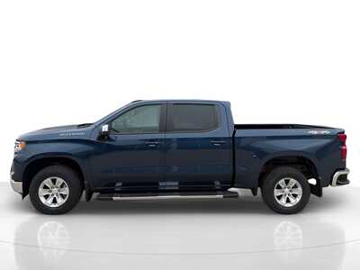 2022 Chevrolet 1500 Crew Cab, $33999. Photo 7