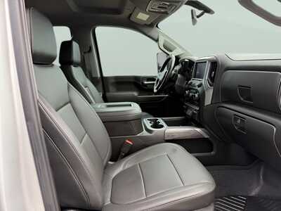 2022 Chevrolet 2500 Crew Cab, $62999. Photo 11