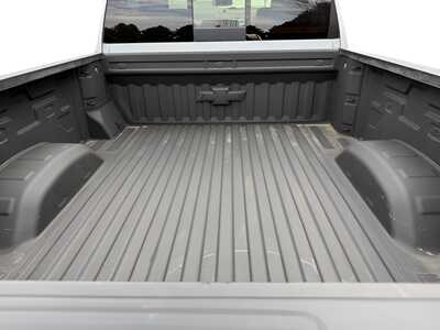 2022 Chevrolet 2500 Crew Cab, $62999. Photo 9