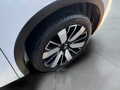 2025 Mitsubishi Outlander, $33959. Photo 8